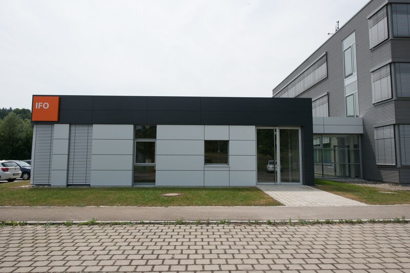 Ceremonial opening of the second laboratory extension at the IFO – Institute for Surface Technology
