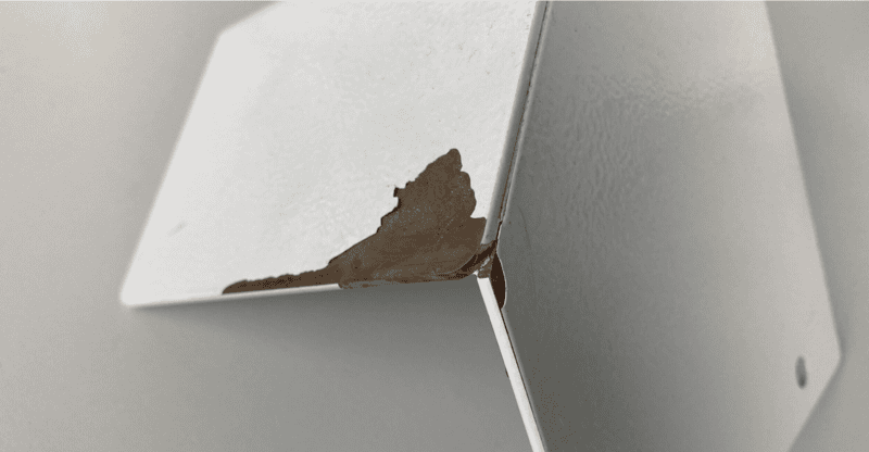 Premature corrosion on sharp edges