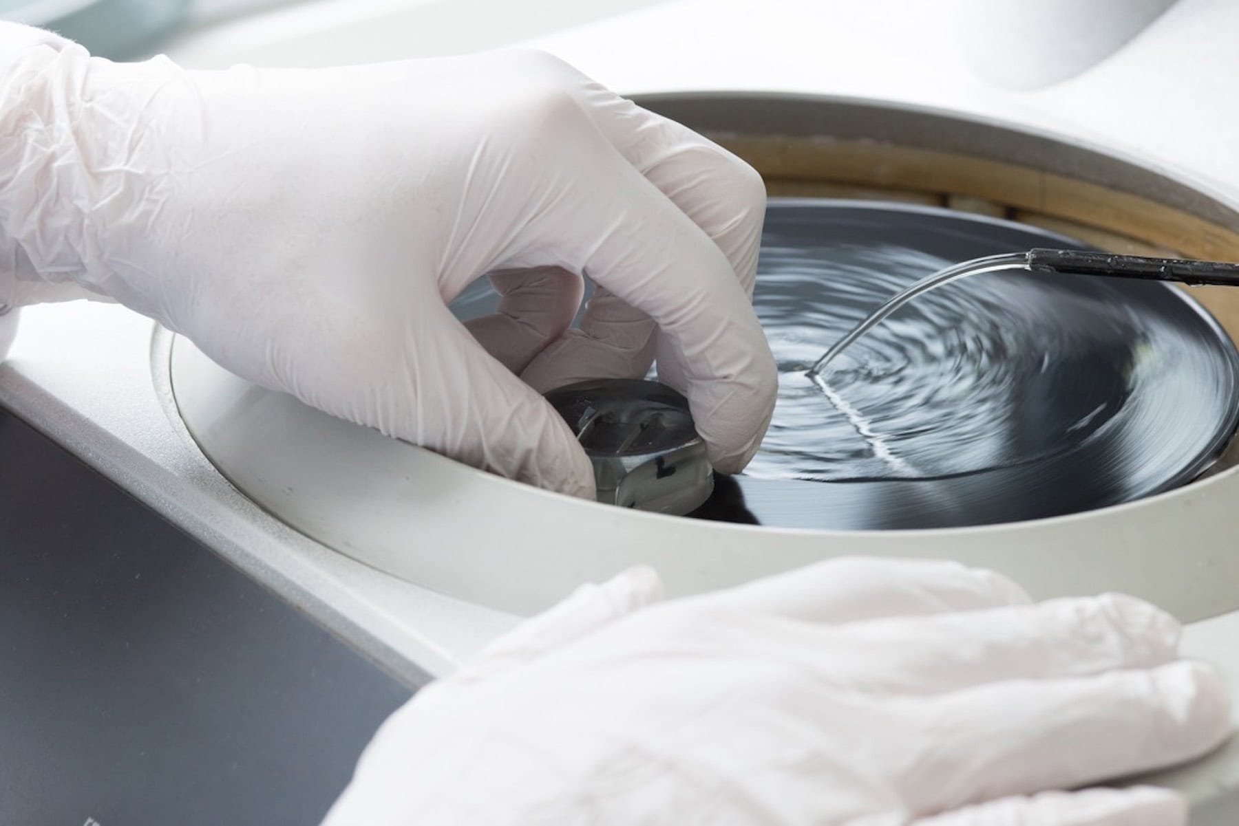 Sample preparation for materialography on the grinding machine